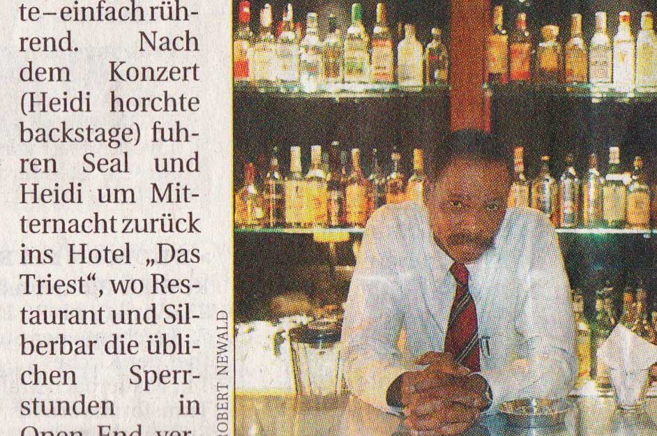 Keita hinter dem Bartresen